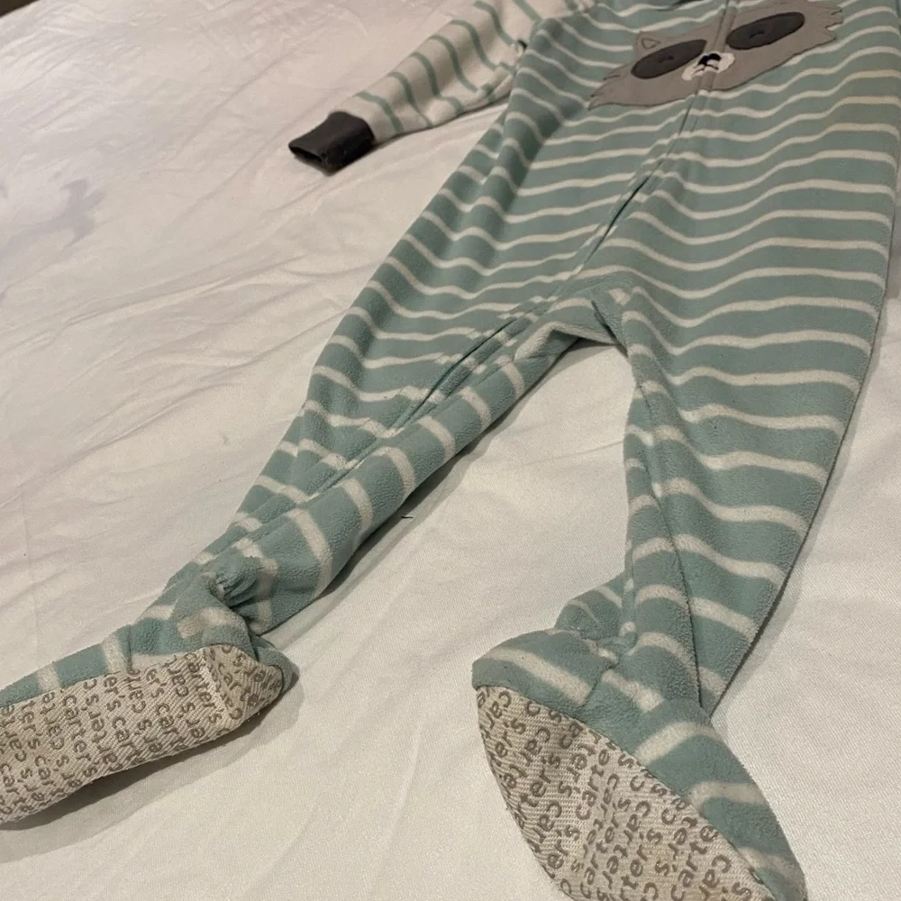 Carter's fleece zip footie 18M